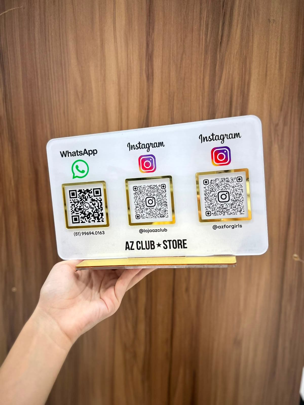 Display em Acrílico para QR Codes — Acrílico, projeto da SulBrasil